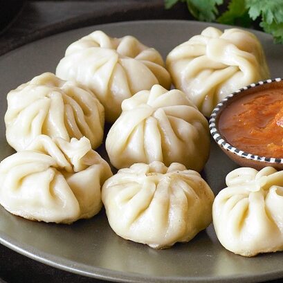 Momos-